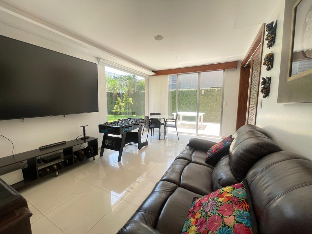 CASA EN VENTA URB. MIRASOL | KM 5.5 SAMBORONDÓN | 3 Habitaciones  | Sala de tv.  |  $298.000 — imagen 7
