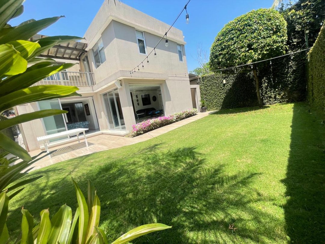 CASA EN VENTA URB. MIRASOL | KM 5.5 SAMBORONDÓN | 3 Habitaciones  | Sala de tv.  |  $298.000 — imagen 3