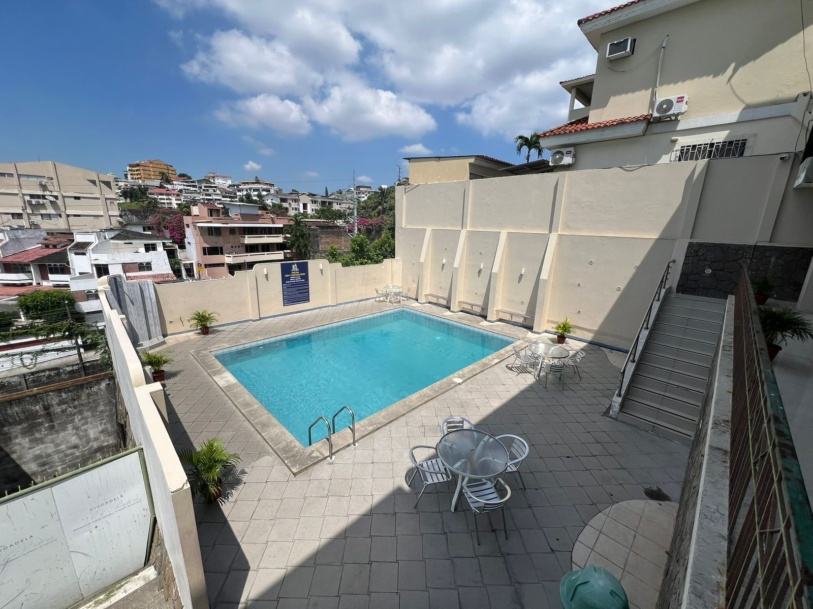 DEPARTAMENTO EN VENTA | 171M2 PORTÓN, URDESA! — imagen 2