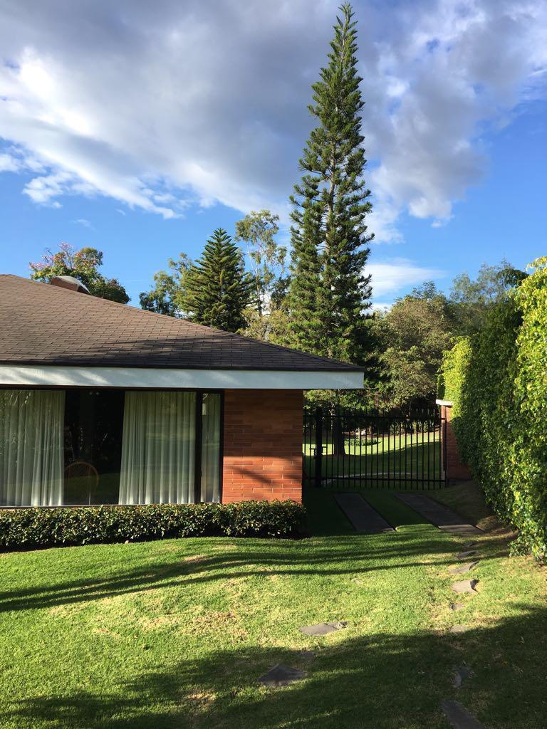 Gran Oportunidad! Casa de Lujo en Venta en Cumbayá con Piscina y Terreno de + 2000 m. Provincia de Pichincha — imagen 7
