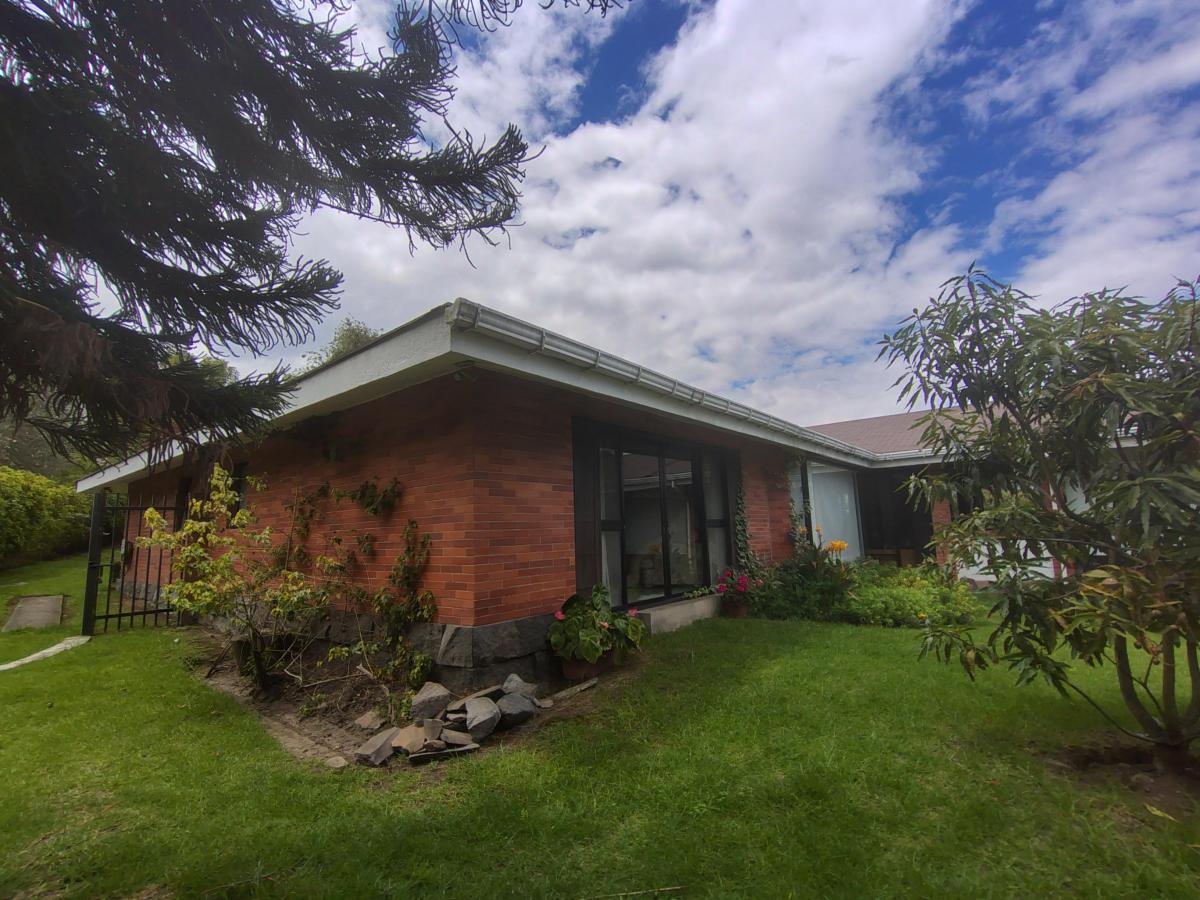 De Oportunidad! Casa de Lujo en Venta en Cumbayá con Piscina y Terreno de Más de 2000 m. Provincia de Pichincha — imagen 5