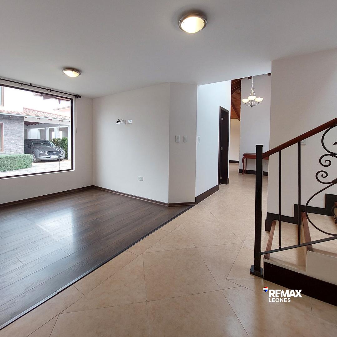 Casa con 4 Dorm. en Venta en Los Chillos, 598 m² — imagen 7