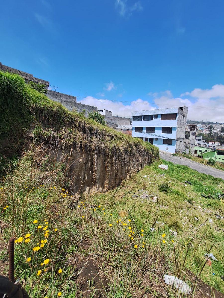De Oportunidad Venta de Lote de Terreno en Barrio La Planada Norte de Quito — imagen 4