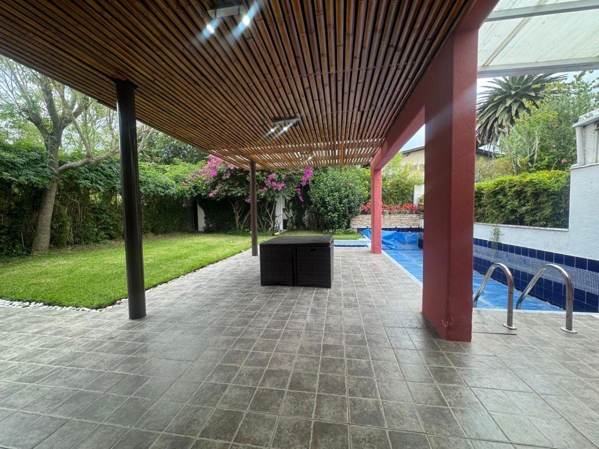 Casa en Venta en Tumbaco en Urbanización La Viña — imagen 6