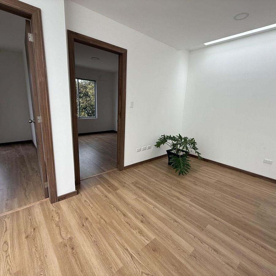 Vendo Casa Exclusiva de 2 Plantas en Conjunto Privado, Llano Grande — imagen 8