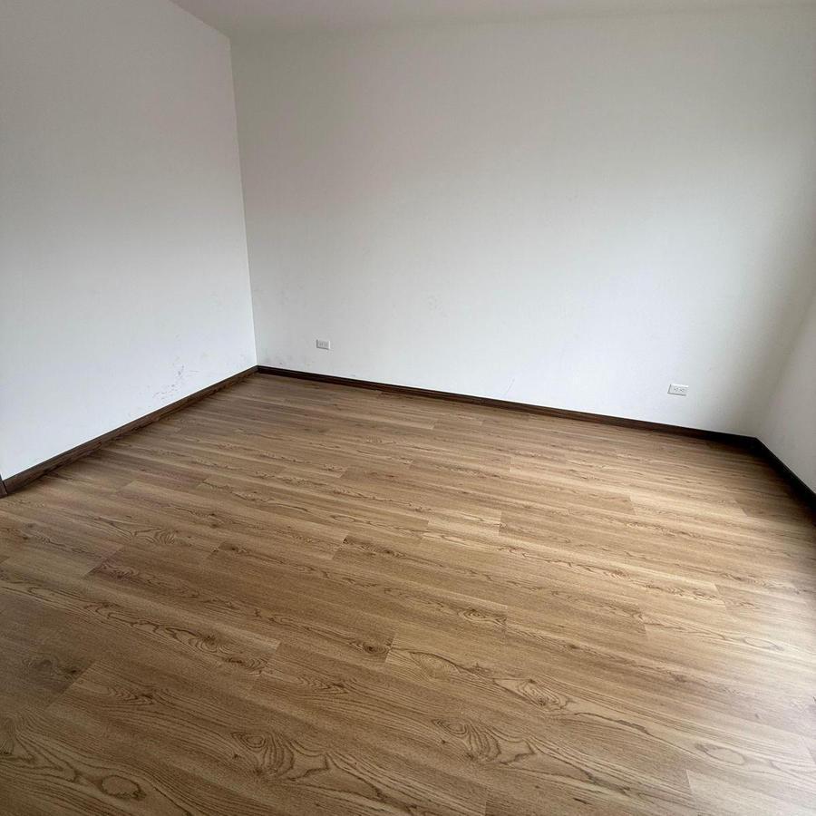 Vendo Casa Exclusiva de 2 Plantas en Conjunto Privado, Llano Grande — imagen 3