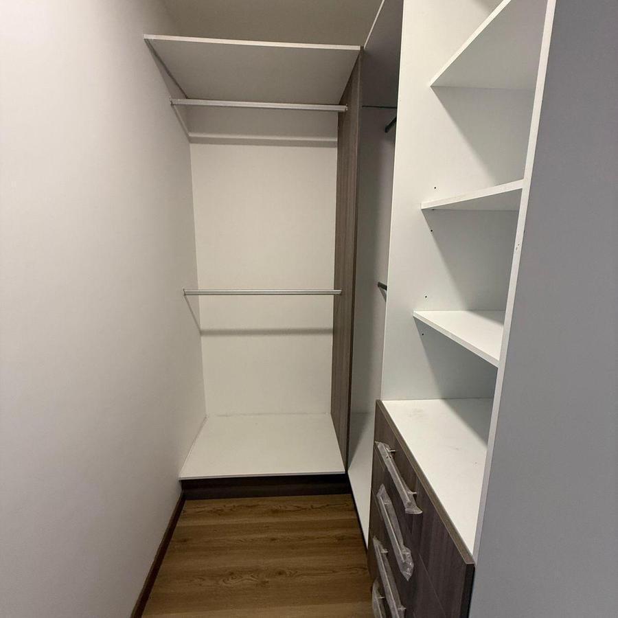 Vendo Casa Exclusiva de 2 Plantas en Conjunto Privado, Llano Grande — imagen 2
