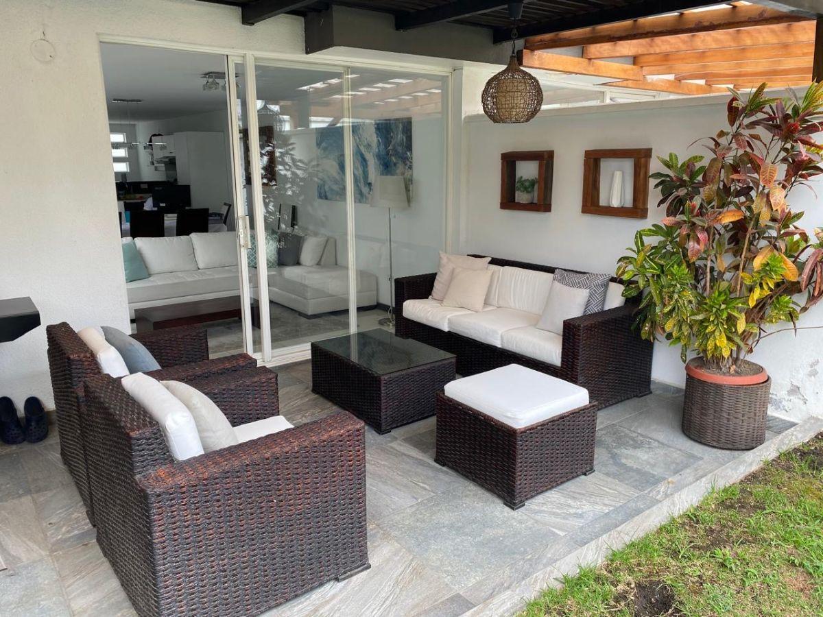 Departamento Duplex con Jardín de 126 m² con 2 Recámaras en Venta en San Patricio de Cumbayá — imagen 8