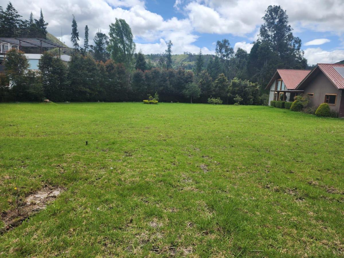 Terreno Plano en Venta Dentro de Urbanización en Challuabamba, Azuay — imagen 7
