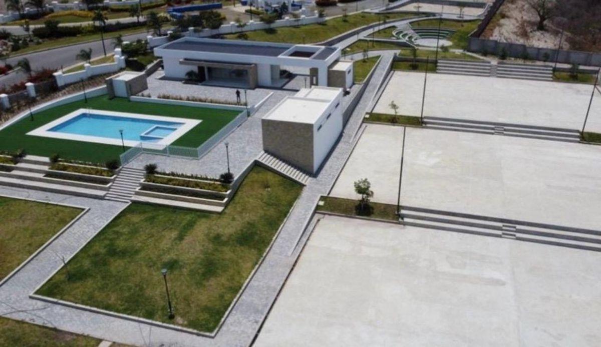 Terreno de Venta en Urbanización en Manta Zona Lux, Manabí — imagen 4