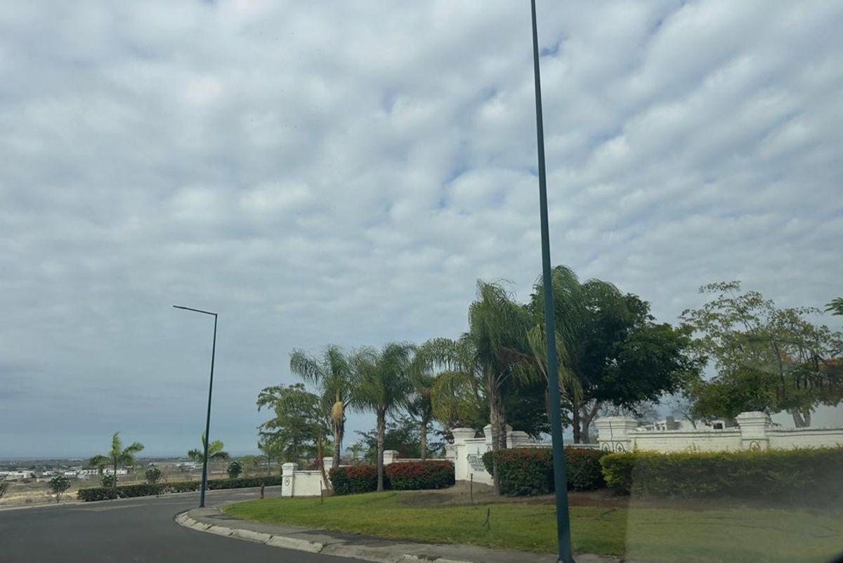 Terreno de Venta en Urbanización en Manta Zona Lux, Manabí — imagen 3