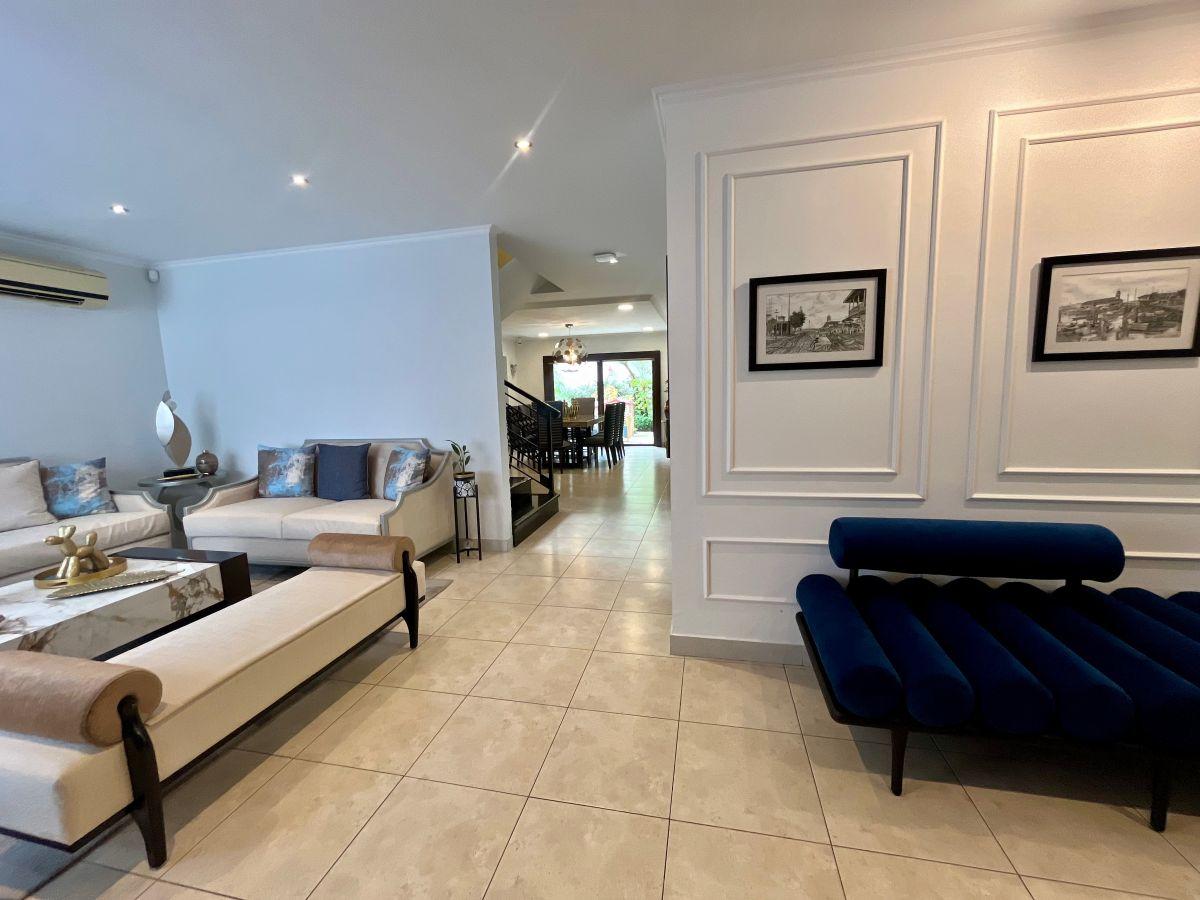 Casa Amplia Venta, 3 Dorm, 300 m², Ceibos Norte, Guayas — imagen 10