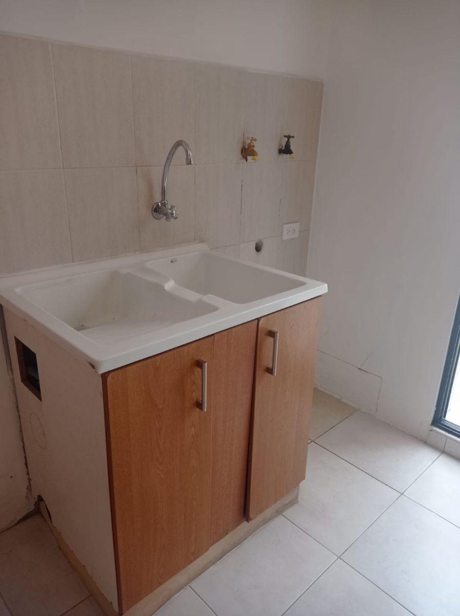 Casa de Venta o Renta Precio de Oportunidad de 3 Plantas Sector Pusuqui — imagen 5