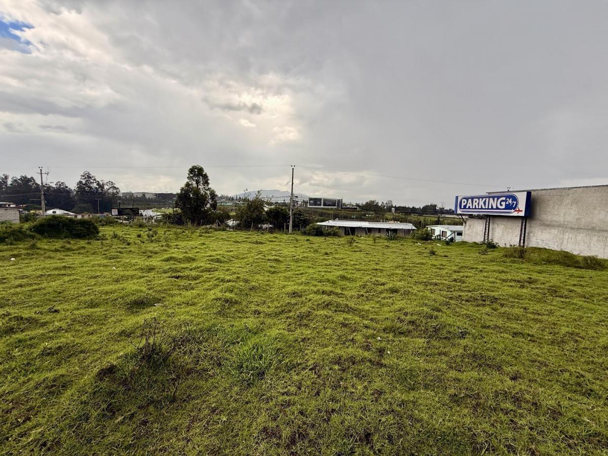 Terreno en Venta 1.934 m² Para Desarrollo Residencial o Inversión - Sector El Bergel Bajo, Tababela — imagen 4