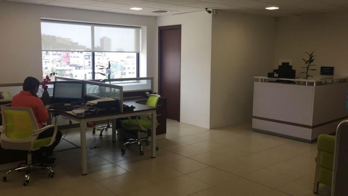 En Venta Oficina 166 m² - Edif. Emporium, Puerto Santa Ana, Guayaquil, Guayas — imagen 5