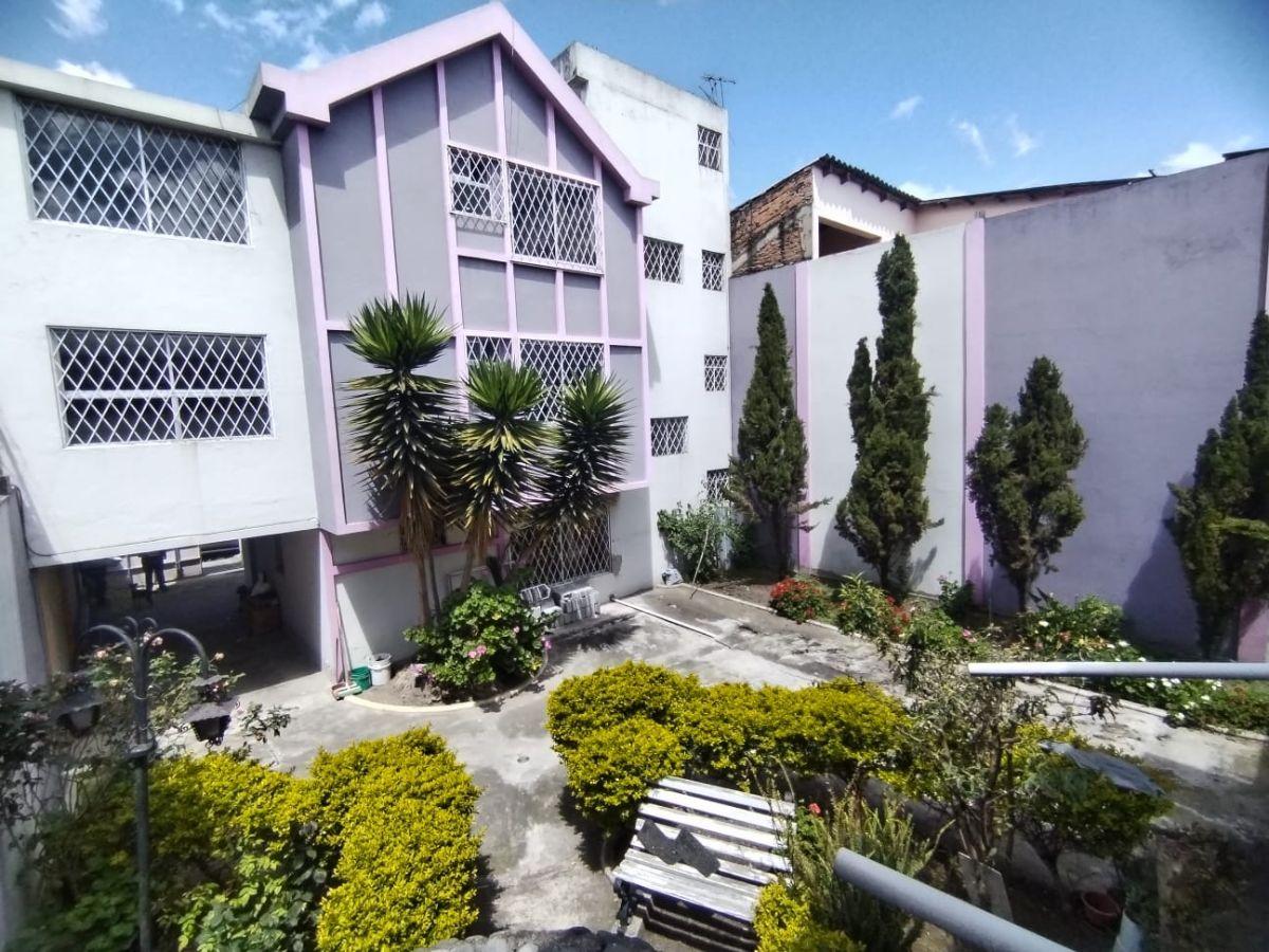 Casa Rentera con Amplia Construcción en Solanda. Provincia de Pichincha — imagen 10