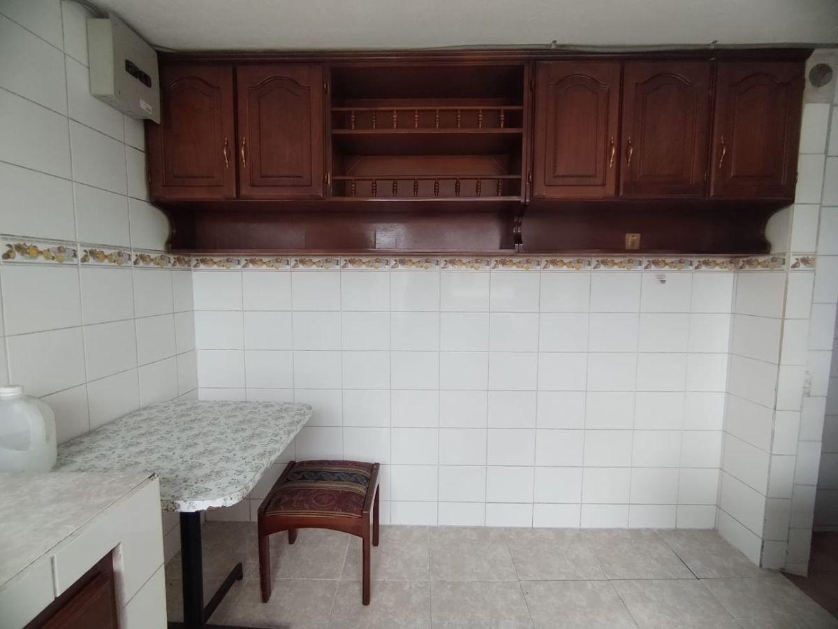 Casa Rentera con Amplia Construcción en Solanda. Provincia de Pichincha — imagen 7