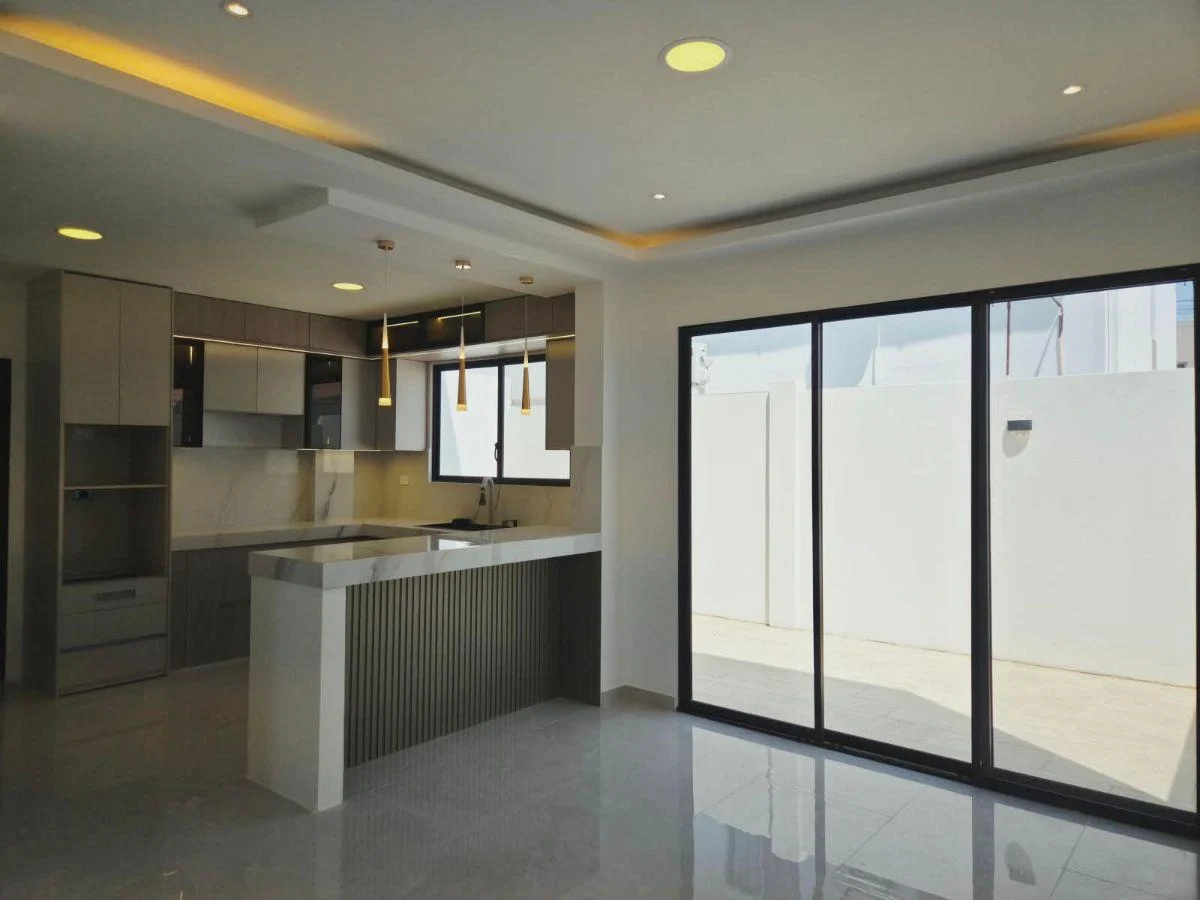Venta de Estreno Casa Urb. San Antonio Via a Samborondon, Guayas — imagen 7