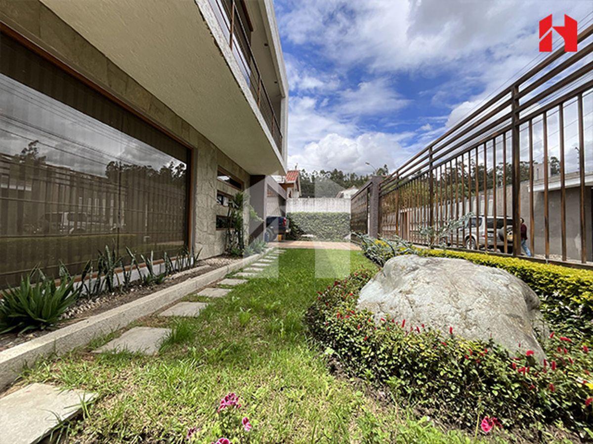 Vendo Casa en Cuenca Sector Jardines del Rio (Muñecas de Piedra) Cv3949, Azuay — imagen 8