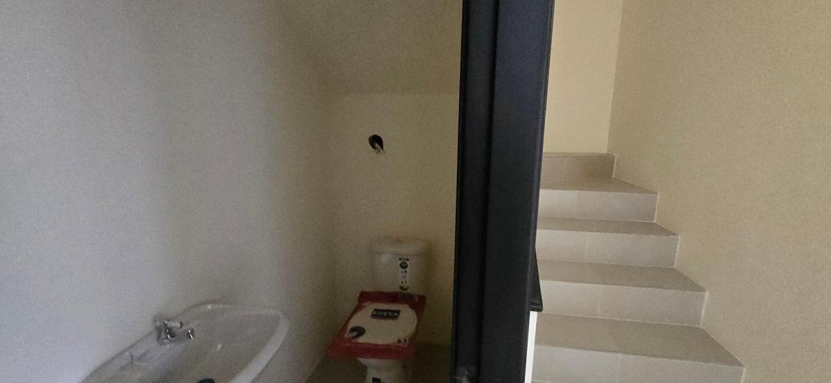 Vendo Casa La Rioja Bolonia 4 Dorm. 3 Baños Estrene, Guayas — imagen 2