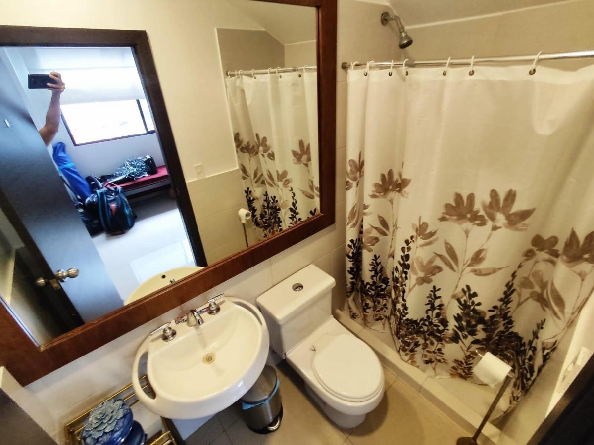 Casa en Venta Moderna Super Cómoda en Km. 19.5 Vía a La Costa, Urb. Costa Brisa, Guayas — imagen 4