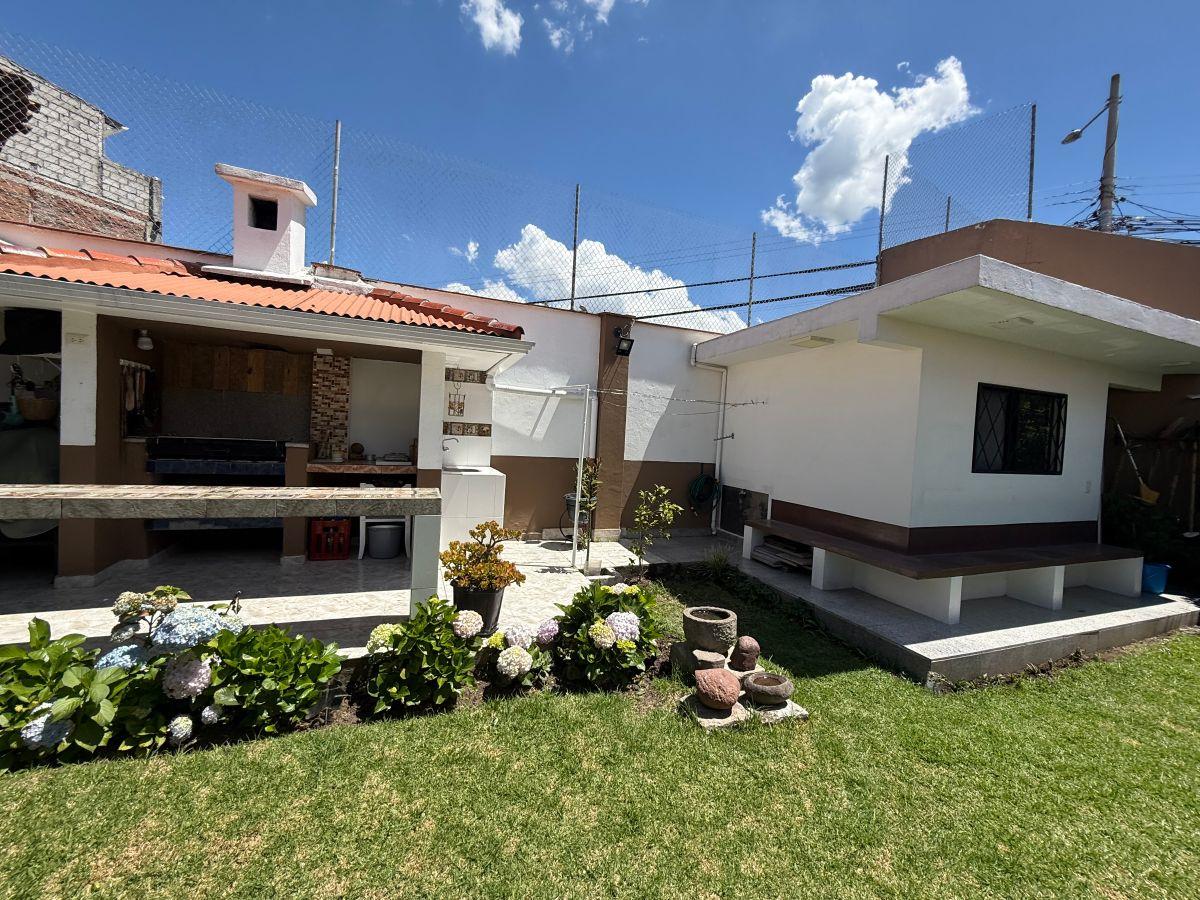 Amplia Casa en Venta, Azuay — imagen 7