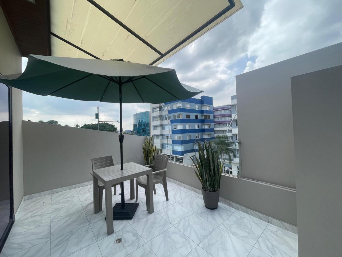Suite de Estreno Amoblada en Venta en Kennedy Norte Alemo, Guayas — imagen 4
