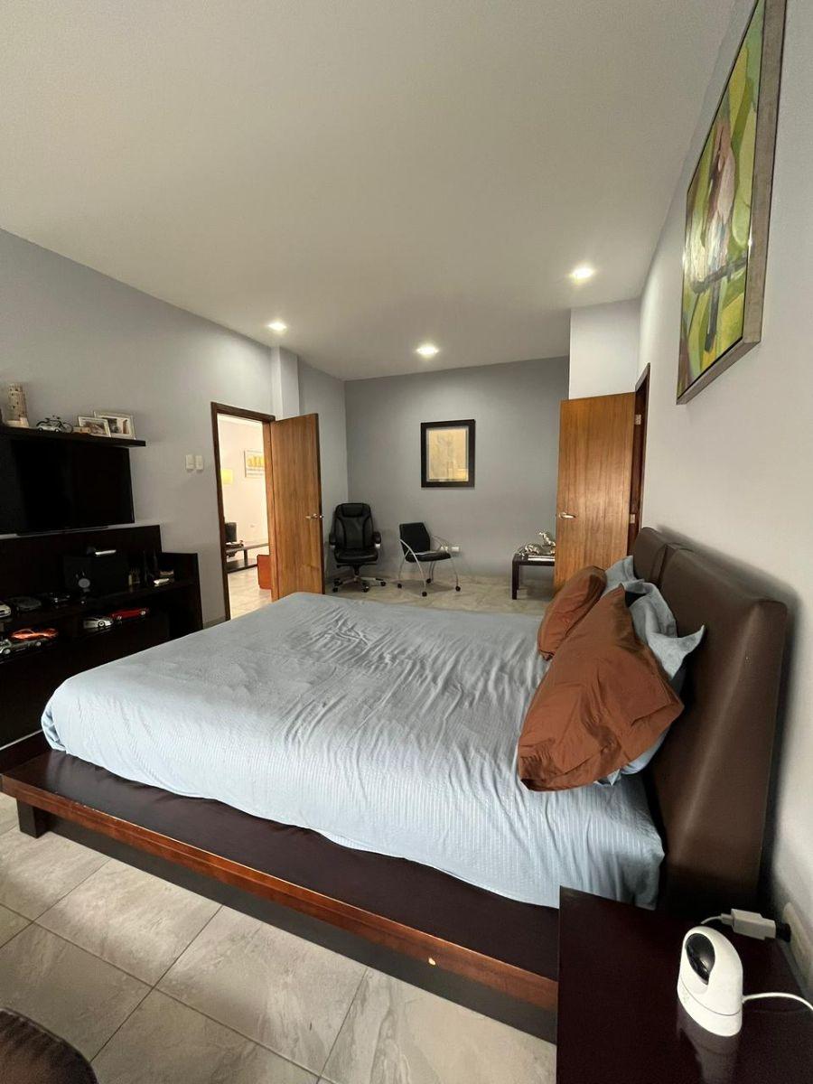 Departamento de Venta en Los Ceibos Urbanización Santa Cecilia, Guayas — imagen 2