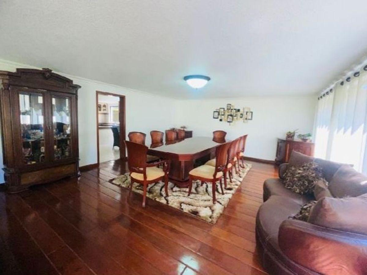 Venta de Casa Más Dep de 2 Habitaciones, en El Reservorio en Cumbaya, Súper Oportunidad — imagen 4