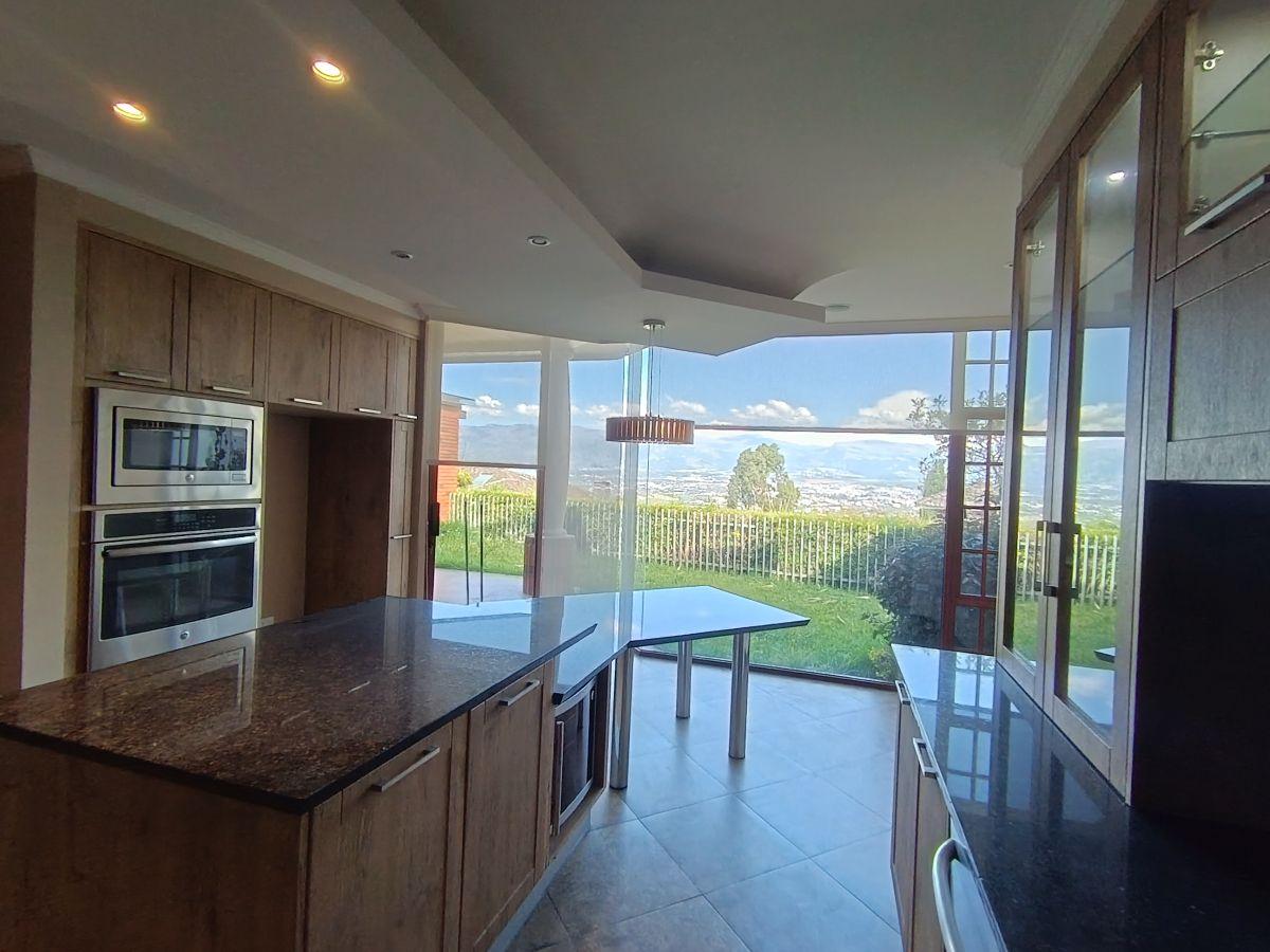 Se Vende Linda Casa de 4 Habitaciones en Tanda Cumbaya — imagen 7