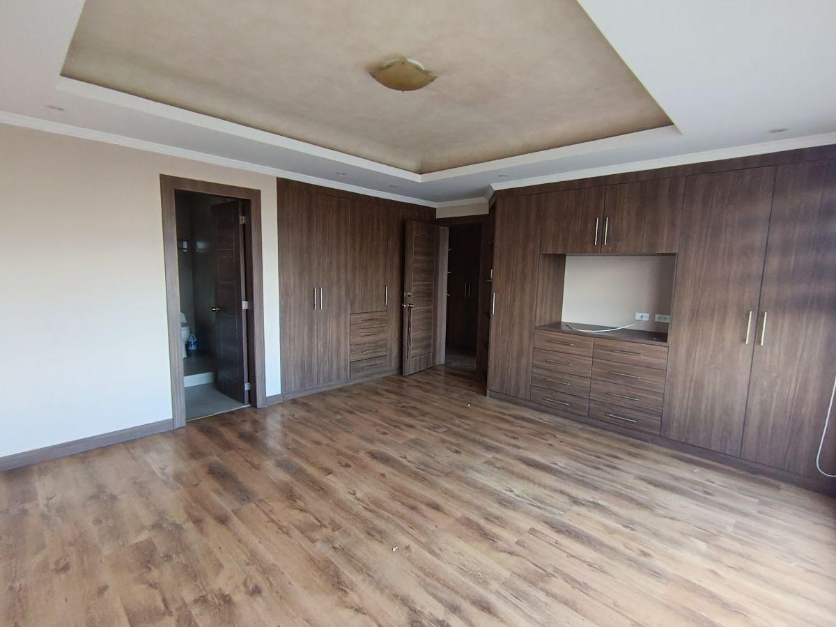 Se Vende Linda Casa de 4 Habitaciones en Tanda Cumbaya — imagen 2