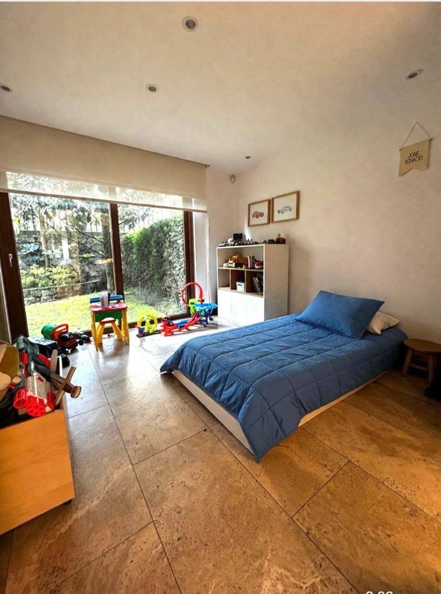 Hermoso Departamento de Venta con Jardín en Cumbaya — imagen 3