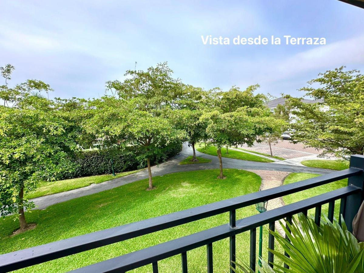 Lindo Departamento con Amplia Terraza Cerca de Todo, Guayas — imagen 10