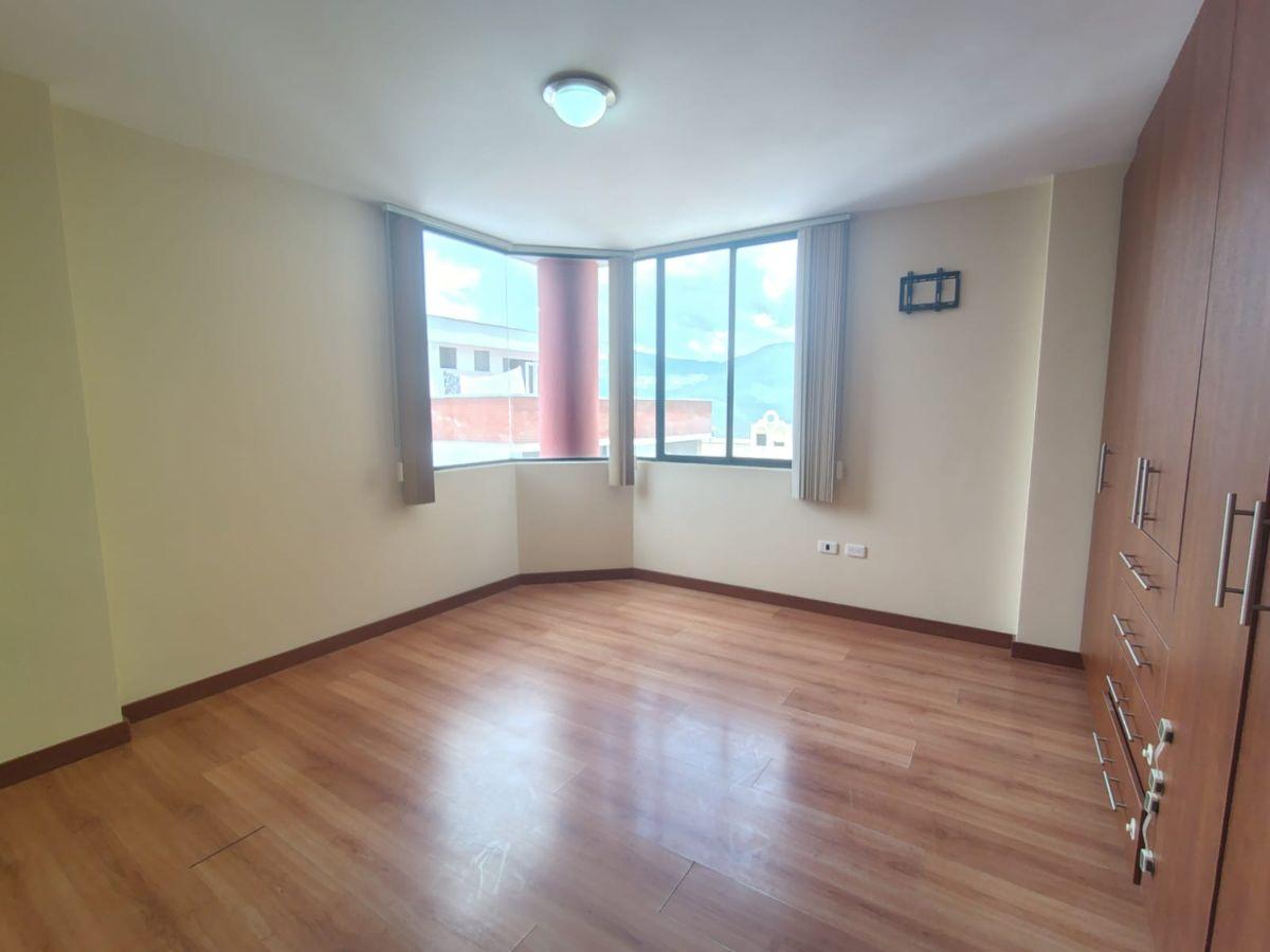 En Venta Departamento, Sector Ponceano Alto — imagen 2