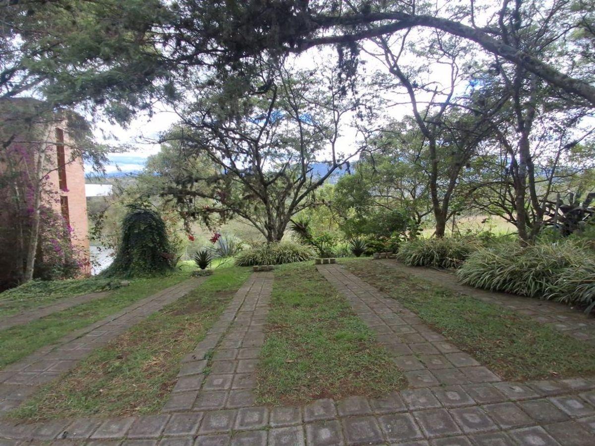Terreno de 1819 m² en Venta en Puembo con Áreas Verdes — imagen 9