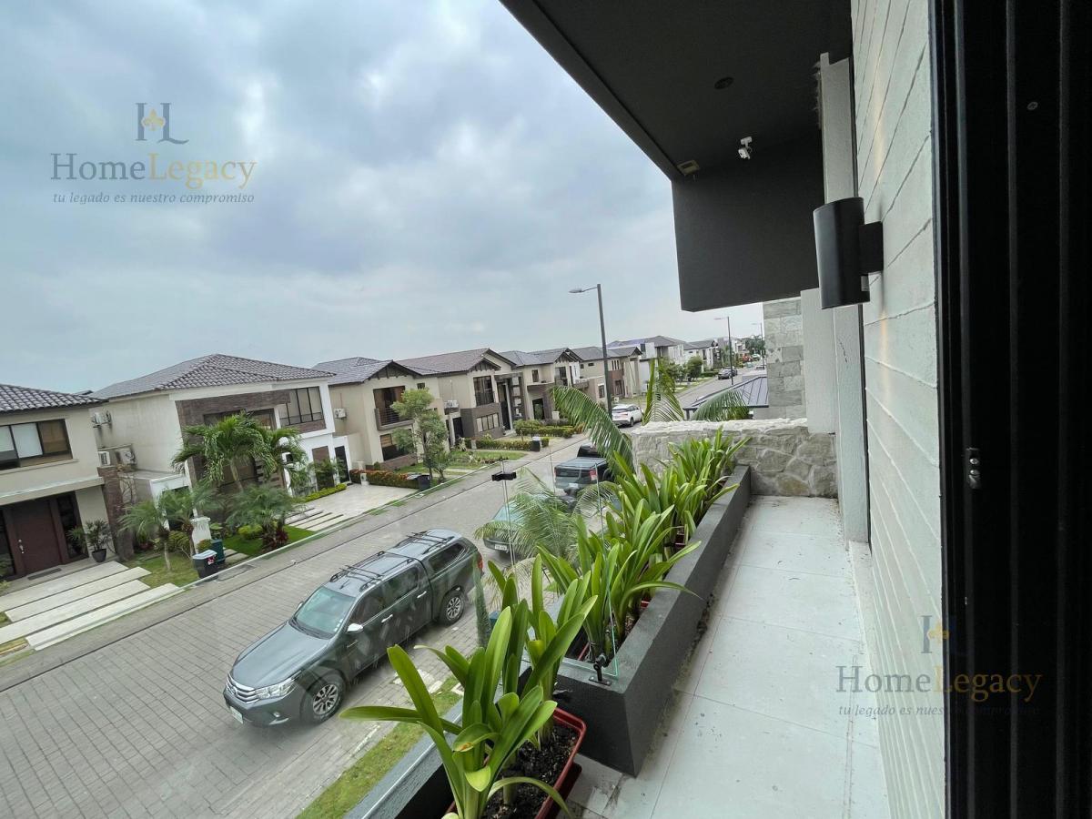 Venta de Casa en Proyecto – Isla Celeste Exclusiva en Samborondón Am, Guayas — imagen 8