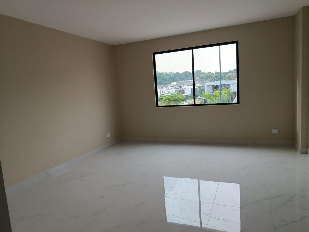 Vendo Exclusivo Proyecto en El Condado, Av Leon Febres Cordero, Dormitorio en Planta Baja, Guayas — imagen 6
