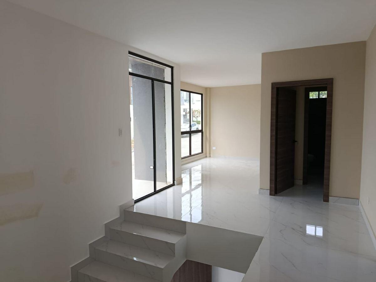 Vendo Exclusivo Proyecto en El Condado, Av Leon Febres Cordero, Dormitorio en Planta Baja, Guayas — imagen 3