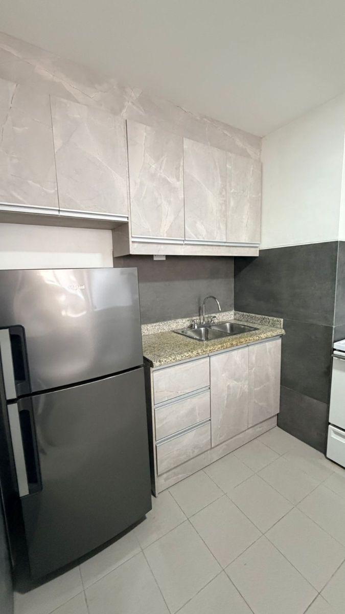 En Venta Departamento Amoblado en Hilton Colón | Seguridad y Ubicación Privilegiada, Guayas — imagen 6