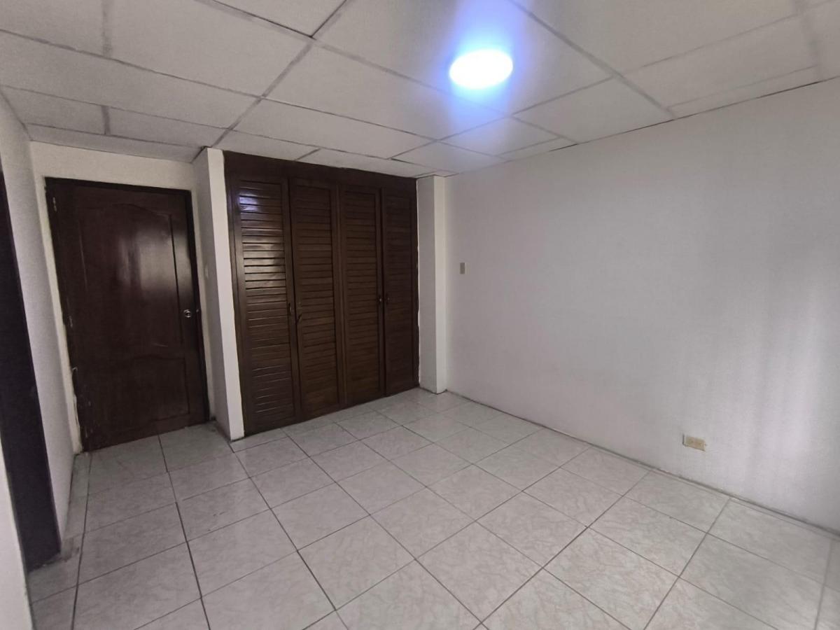 Venta de Suite, Urdesa Norte, Guayaquil Norte Karr, Guayas — imagen 2