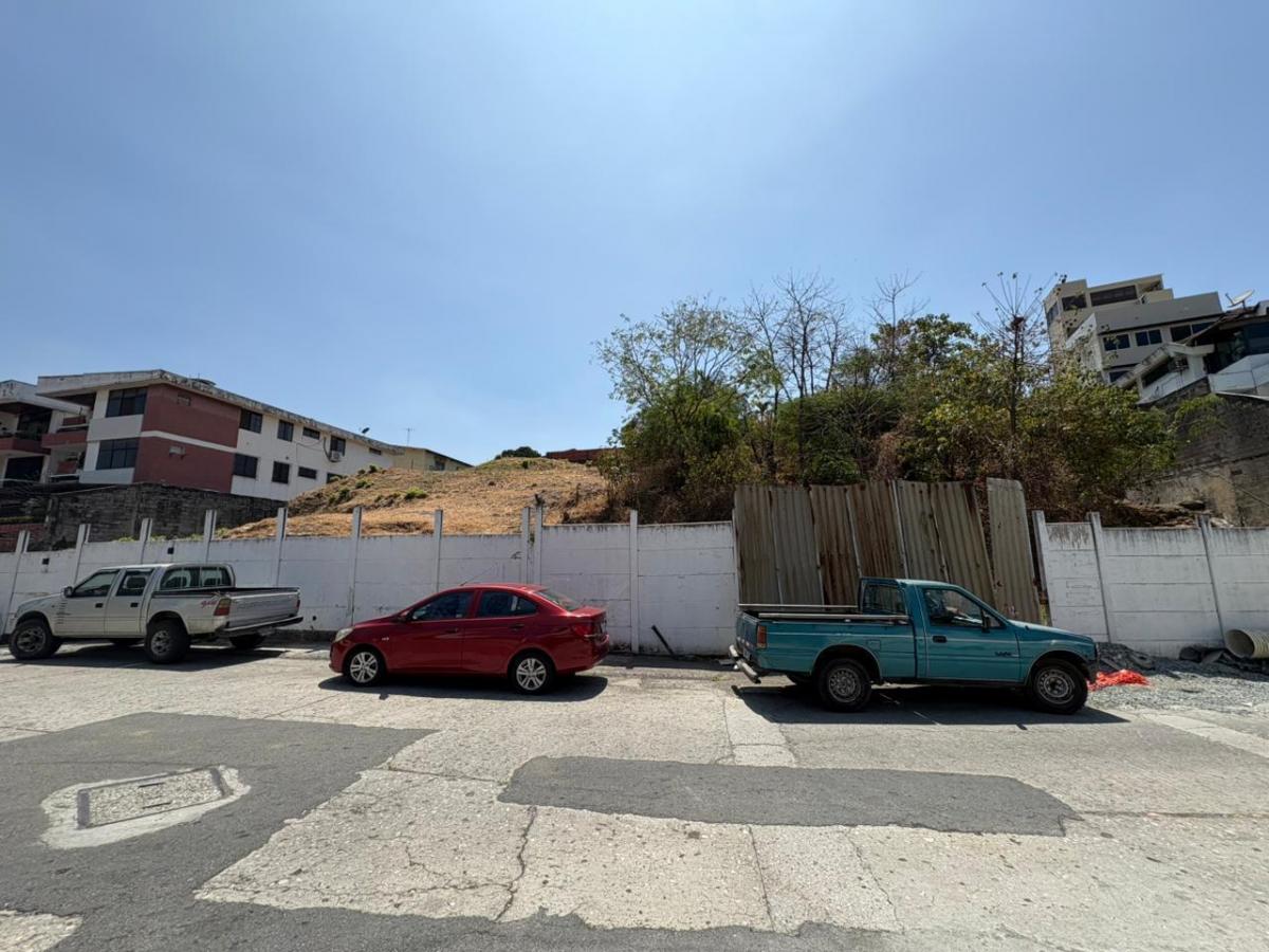 Terreno en Venta en Lomas de Urdesa, Chrc, Guayas — imagen 7