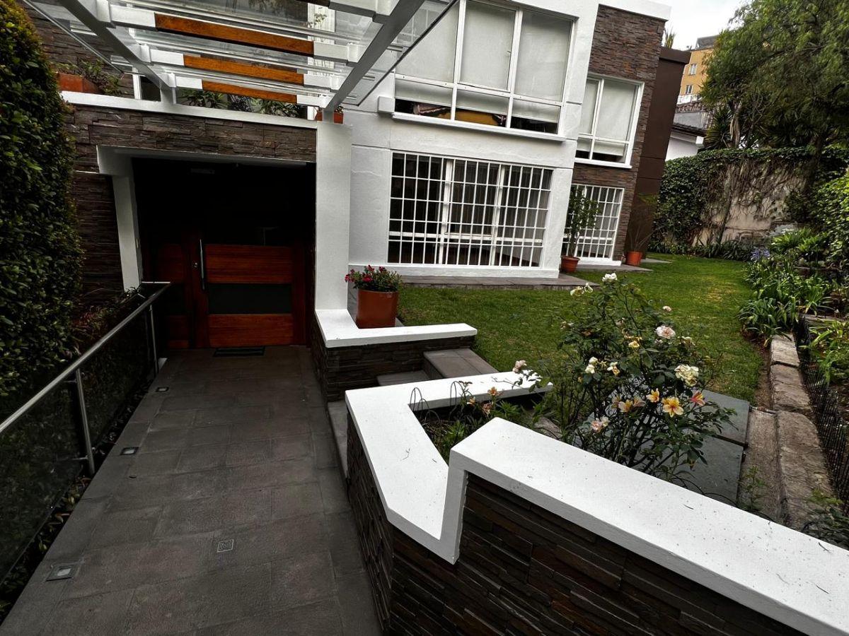 Hermoso Departamento en Pb con Jardín en Bellavista 3 Dorm. — imagen 2