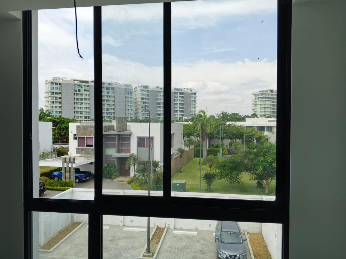 Departamento de Estreno en Venta - Isla Mocolí - Samborondón, Guayas — imagen 4