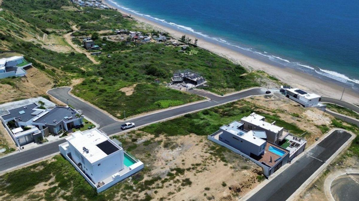 Terreno de Venta en Playa Alta Manta Manabi, Manabí — imagen 8