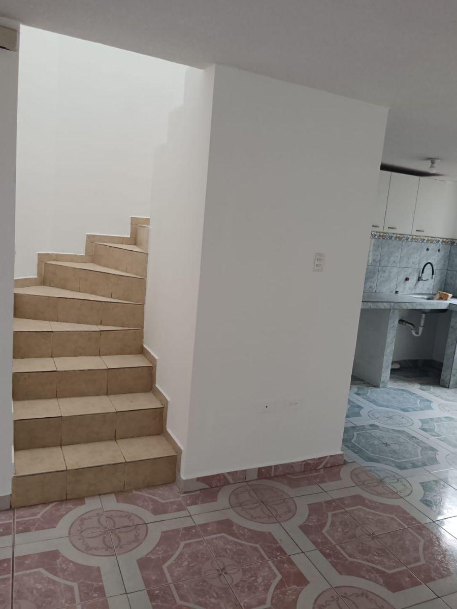 Venta Departamento Duplex Quitumbe - Conjunto Calicanto — imagen 3