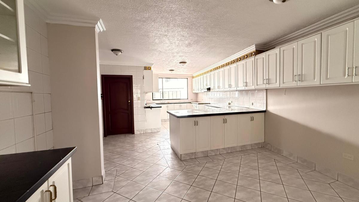 Casa en Las Bromelias, Sector Monteserrín — imagen 6