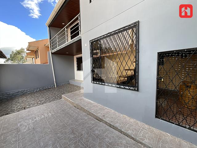 Vendo Casa Rentera 2 Departamentos en #cuenca – Sector Mall de Racar (Cc4063), Azuay — imagen 10