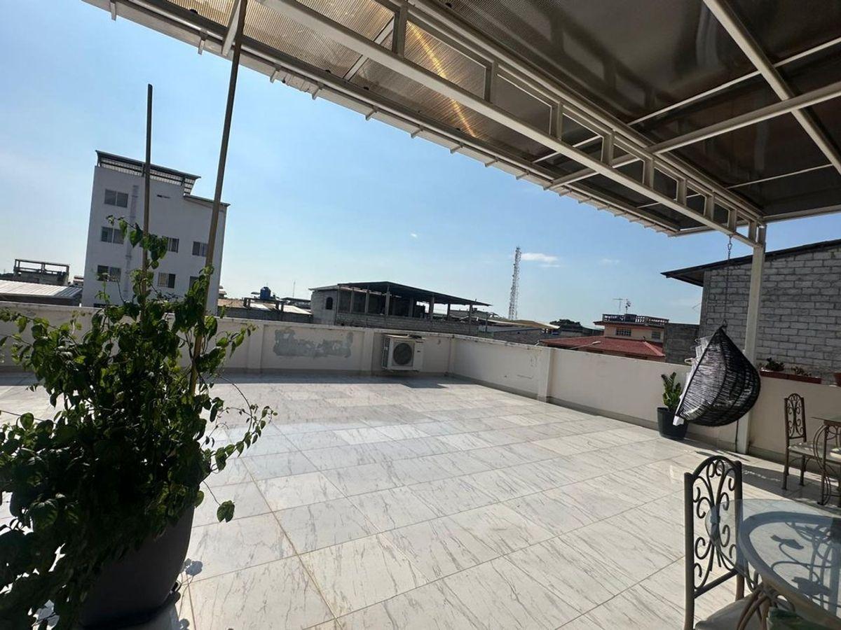 Venta de Casa en La Ciudad de Santa Rosa, El Oro — imagen 7