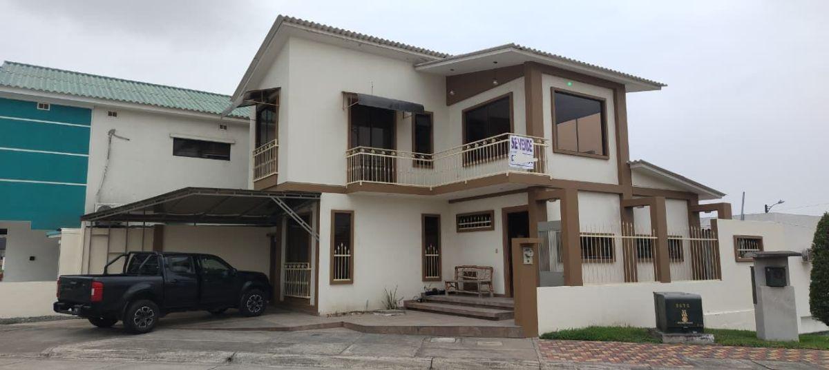 Venta Casa con Jacuzzi en Urbanización Condado Vicolinci/samborondon/ Aurora /av Febrescordero, Guayas — imagen 10