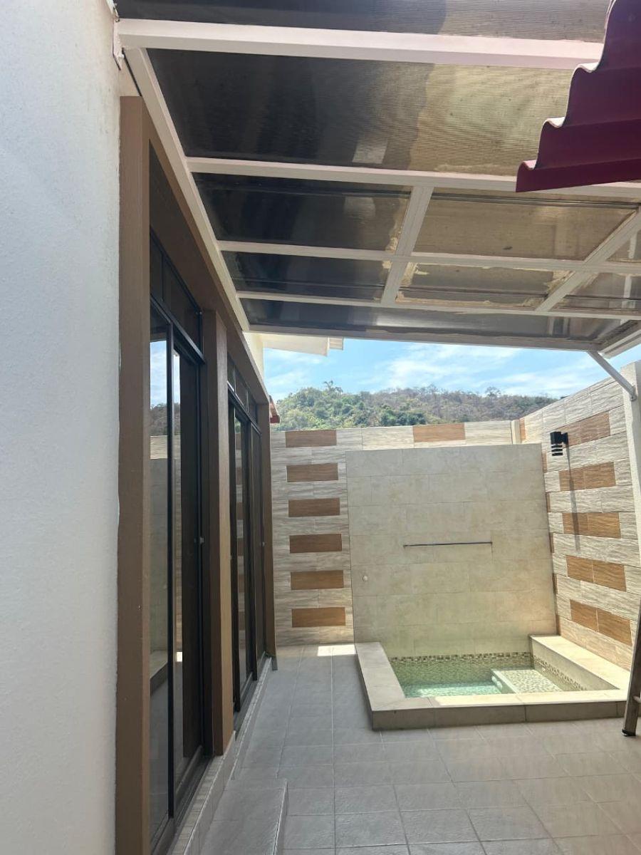 Venta Casa con Jacuzzi en Urbanización Condado Vicolinci/samborondon/ Aurora /av Febrescordero, Guayas — imagen 2
